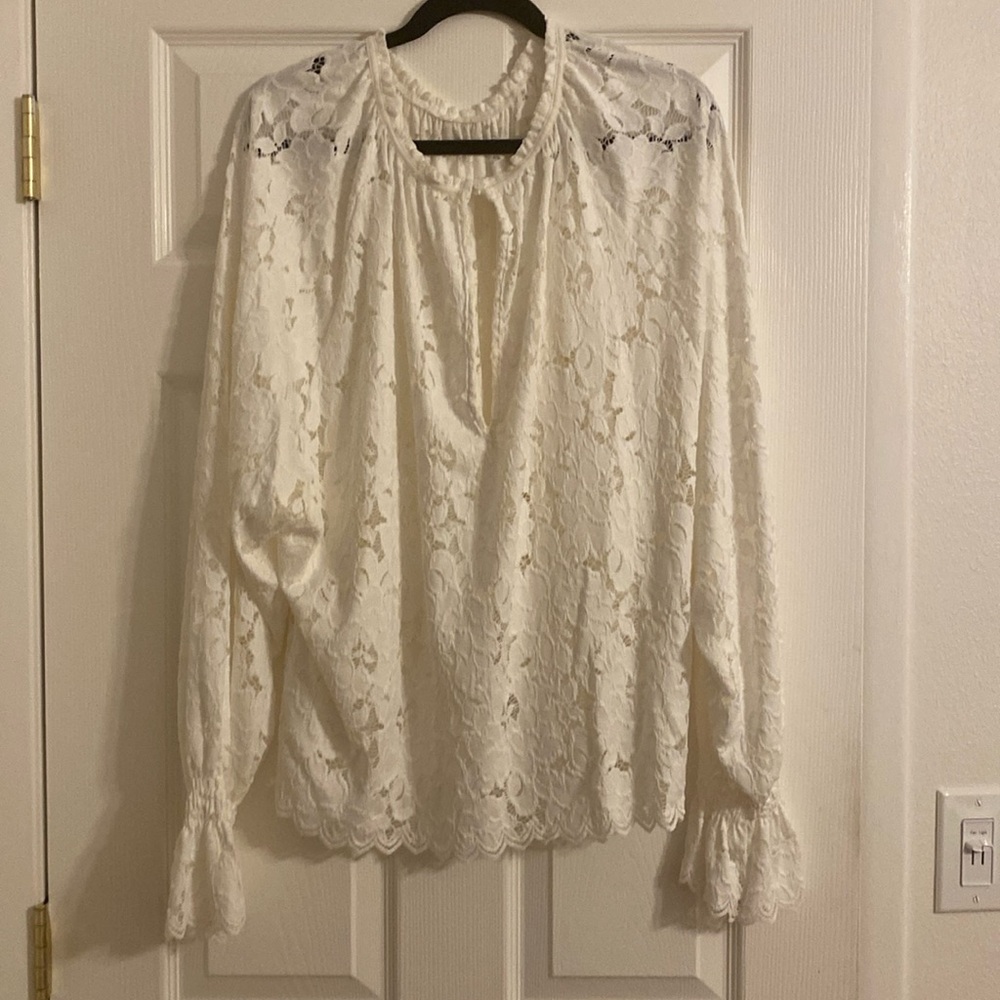 Free Peoplele White Stretchy Top XL
